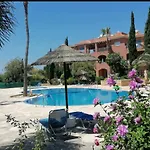 Large In An Idyllic Complex, Ocean View * Mandria (Paphos)