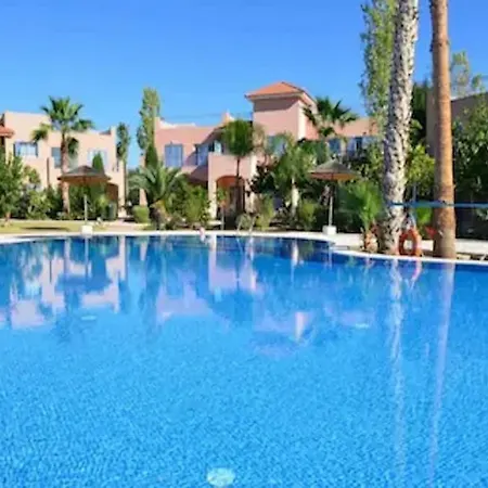 Large In An Idyllic Complex, Ocean View * 曼德里尔