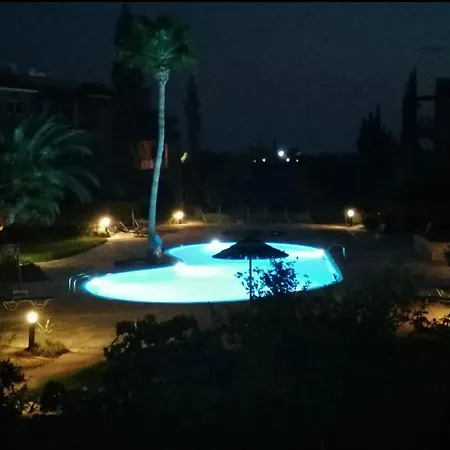 Large In An Idyllic Complex, Ocean View Apartment