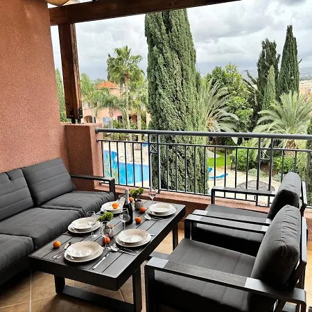 Large In An Idyllic Complex, Ocean View