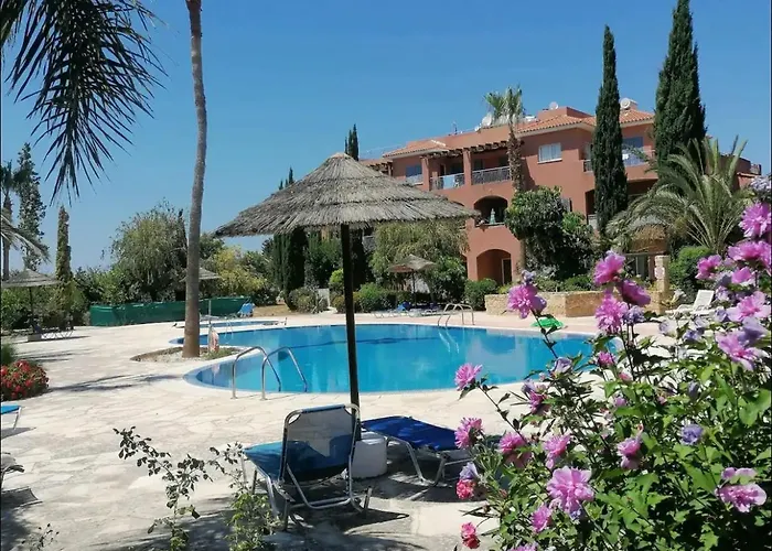 Large In An Idyllic Complex, Ocean View * מנדריה