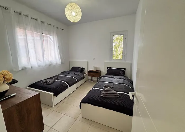 Διαμέρισμα Large In An Idyllic Complex, Ocean View